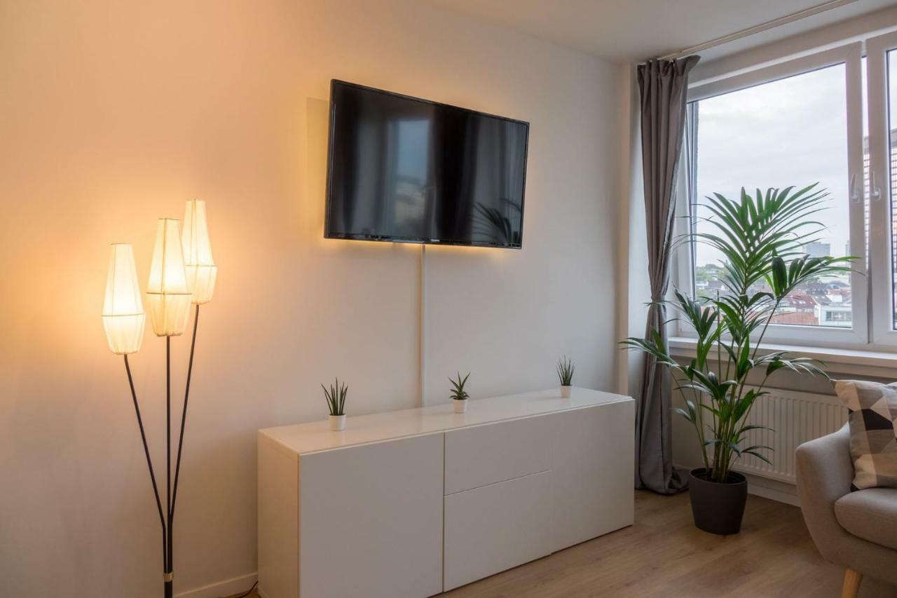 Business Apartment Mit Blick Auf Die Skyline Von Essen Exterior photo